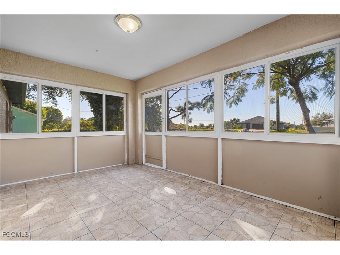 2738 NW 4th Terrace Cape Coral FL 33993 2025014465 image27