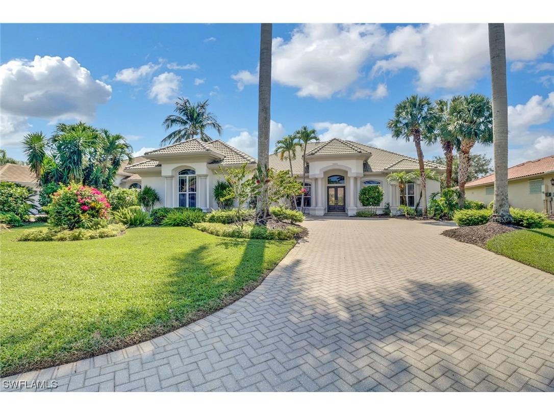 2738 Olde Cypress Drive Naples FL 34119 223036585 image1