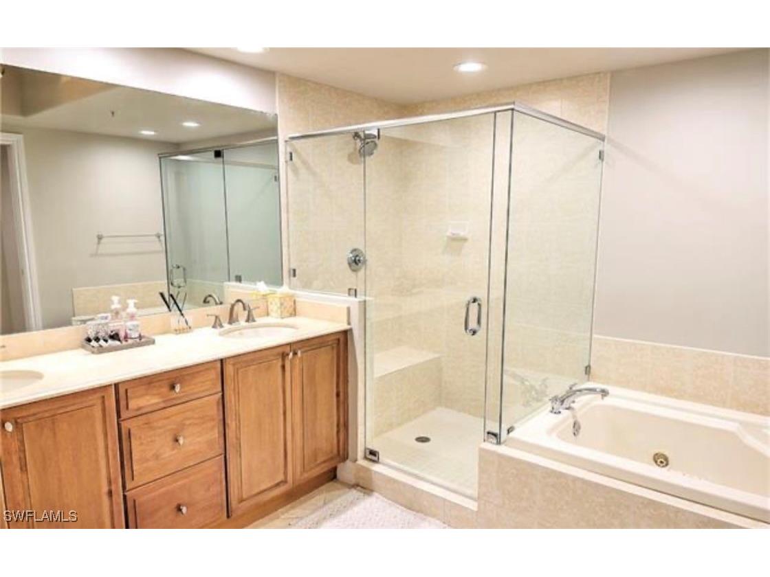 2738 Tiburon Boulevard E #B-104 Naples FL 34109 225079086 image4