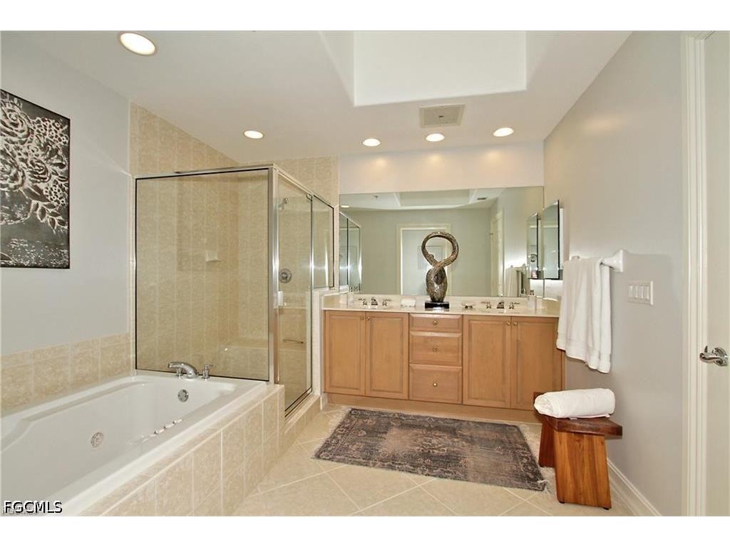 2738 Tiburon Boulevard E #B403 Naples FL 34109 2026014983 image22