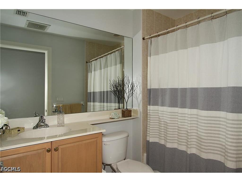 2738 Tiburon Boulevard E #B403 Naples FL 34109 2026014983 image23