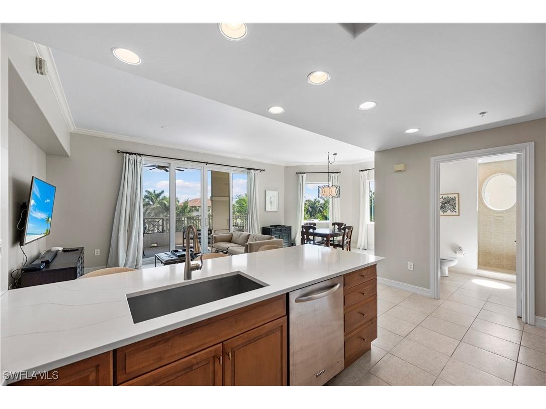 2738 Tiburon Boulevard E #B406 Naples FL 34109 225057405 image19