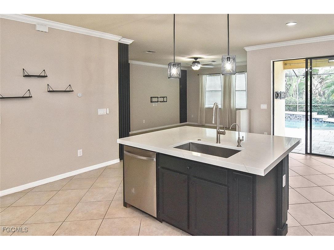 2738 Via Piazza Loop Fort Myers FL 33905 2025014505 image10