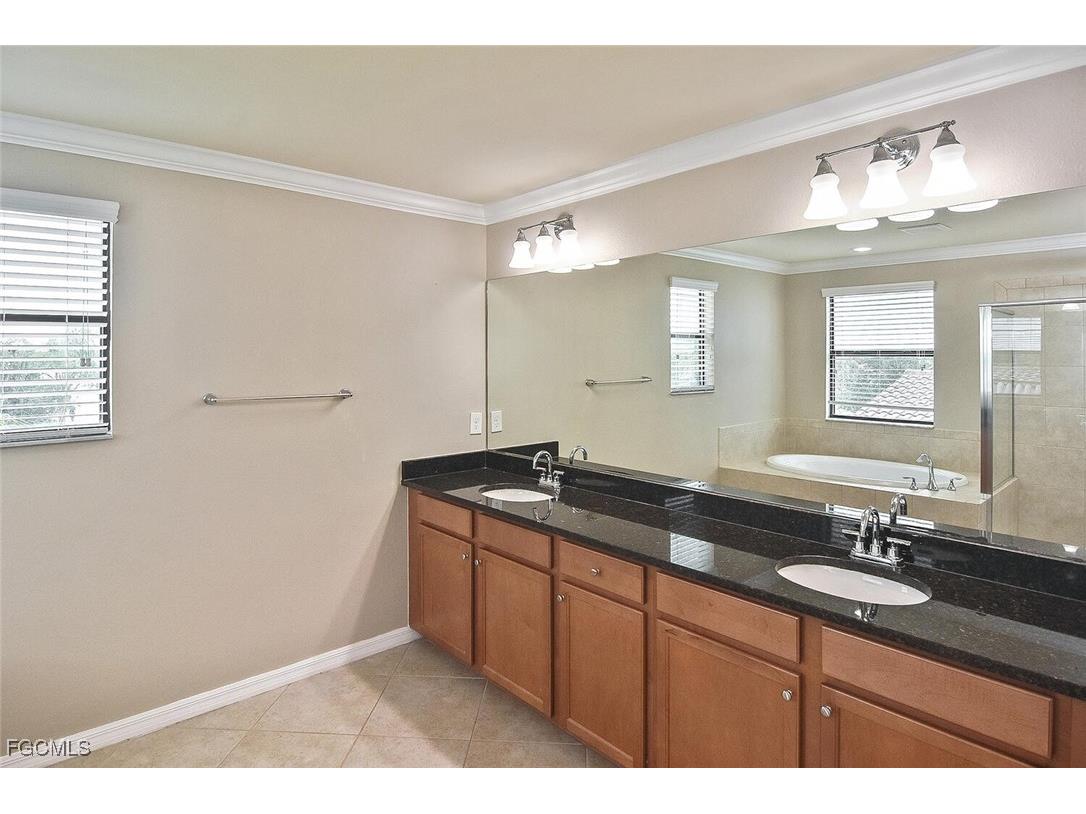 2738 Via Piazza Loop Fort Myers FL 33905 2025014505 image23