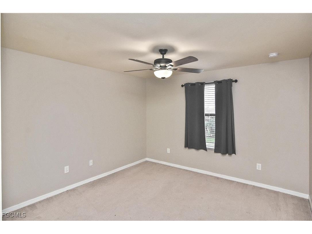 2738 Via Piazza Loop Fort Myers FL 33905 2025014505 image36