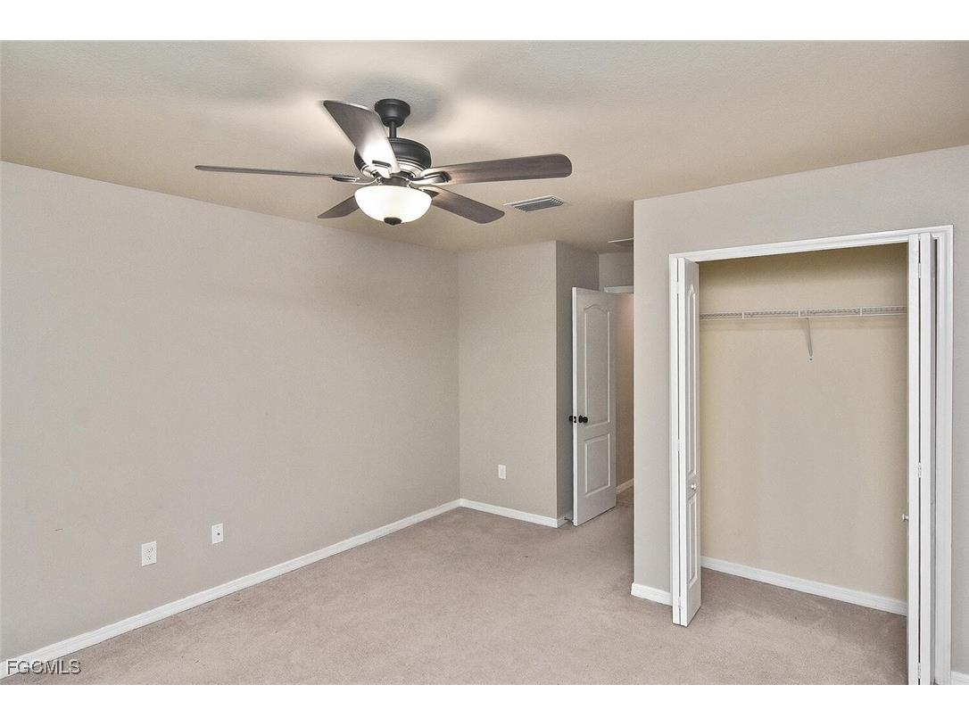 2738 Via Piazza Loop Fort Myers FL 33905 2025014505 image37