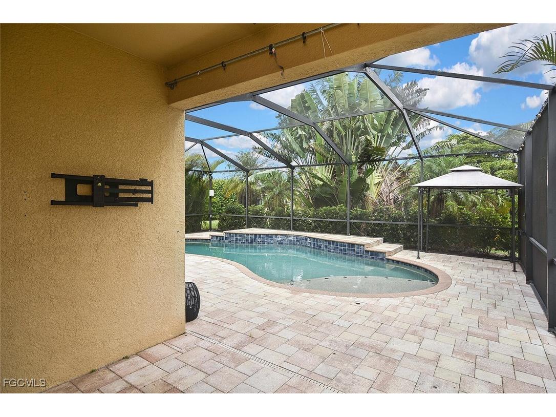 2738 Via Piazza Loop Fort Myers FL 33905 2025014505 image45