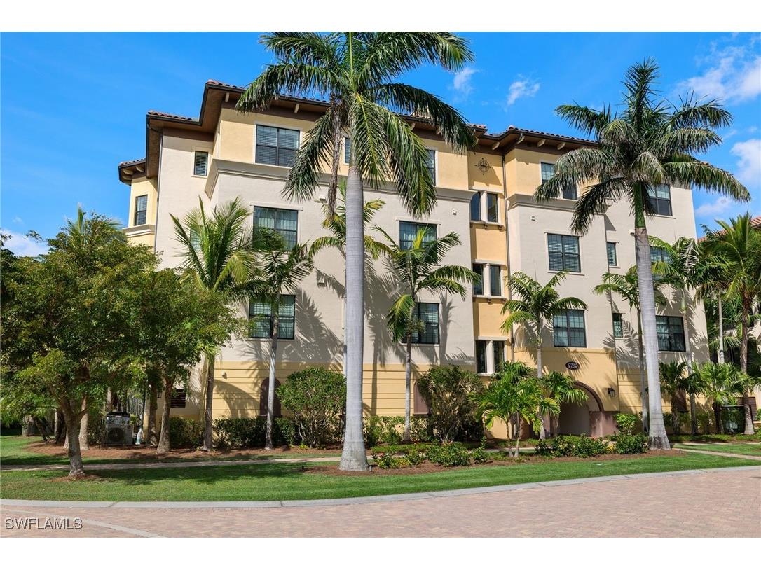 2739 Tiburon Boulevard E #301 Naples FL 34109 225019087 image1