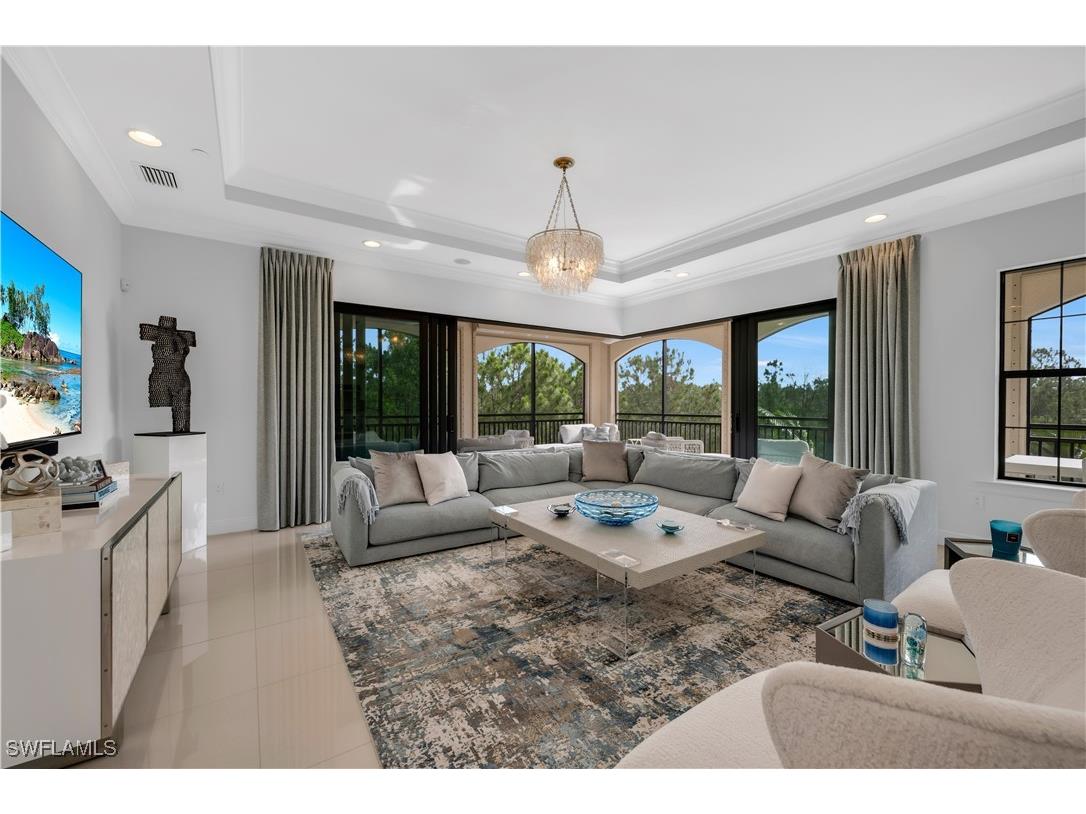 2739 Tiburon Boulevard E #302 Naples FL 34109 225053840 image2