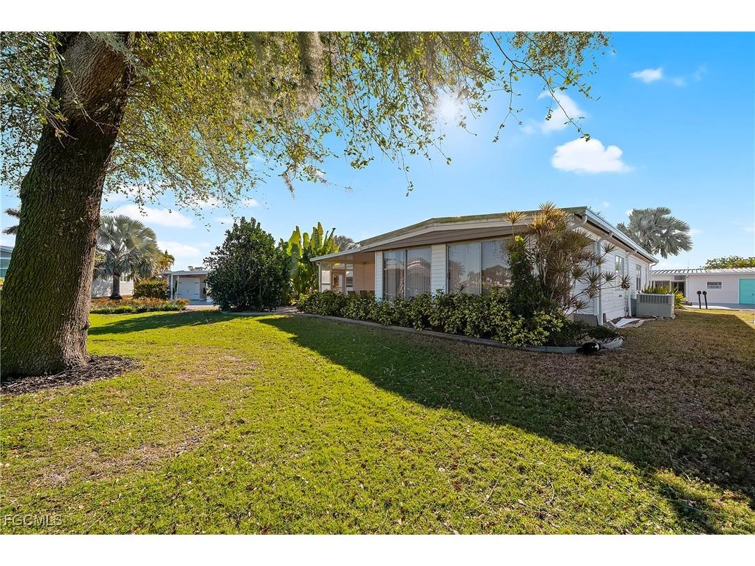 274 Boros Drive North Fort Myers FL 33903 2026003657 image1