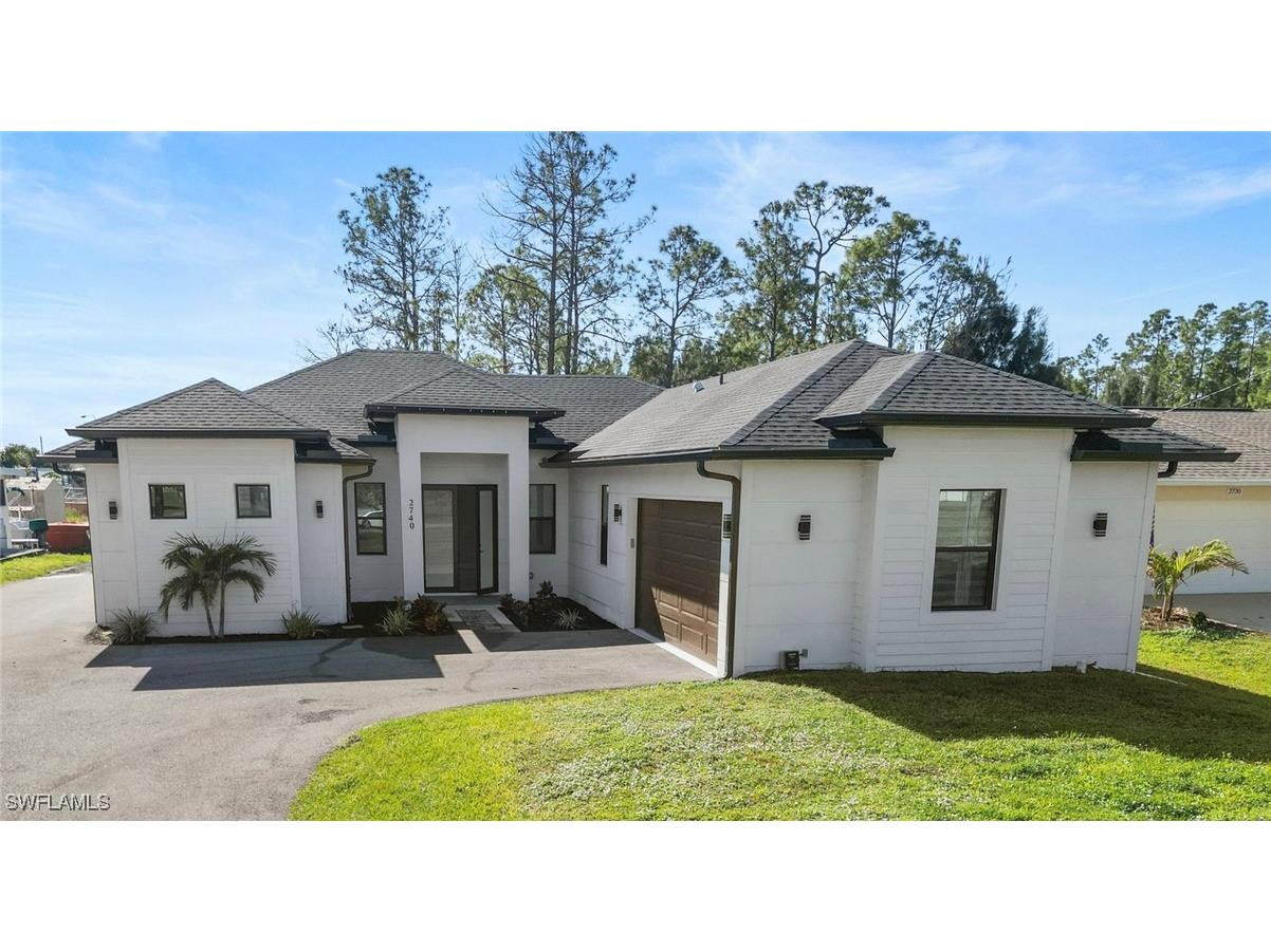 2740 35th Avenue NE Naples FL 34120 225079396 image1