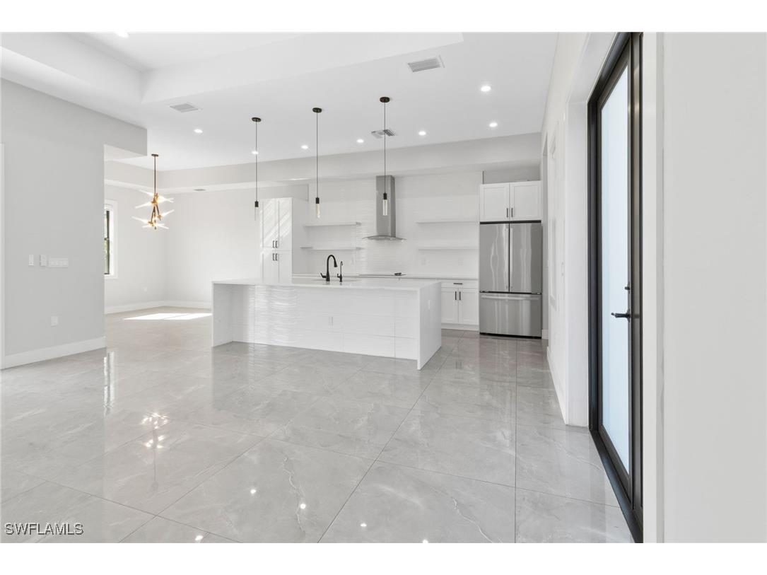 2740 35th Avenue NE Naples FL 34120 225079396 image2