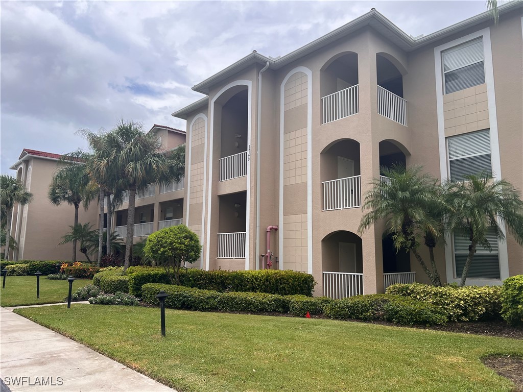 2740 Cypress Trace Circle #2724 Naples FL 34119 224071125 image1