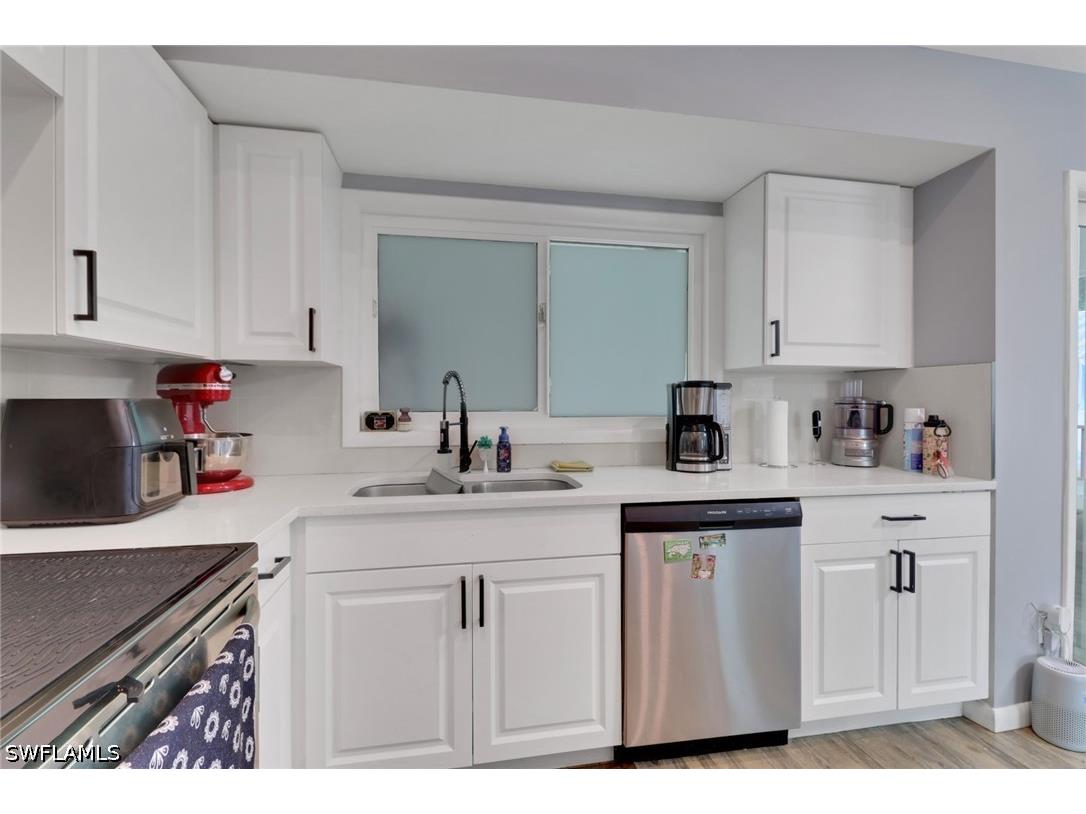 2740 Randall Naples FL 34120 226012504 image12