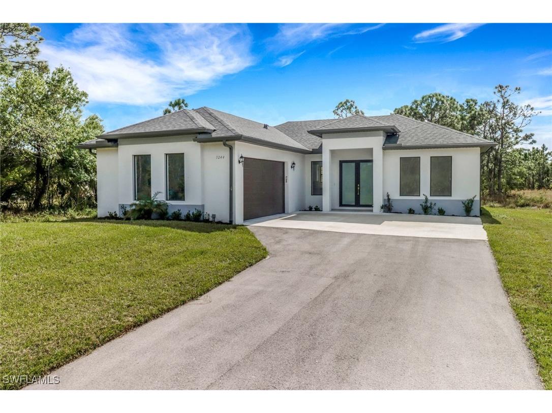 2741 39th Avenue NE Naples FL 34120 225073935 image1