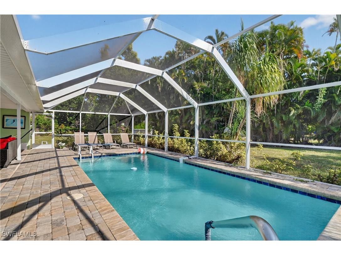 2741 Mcgregor Boulevard Fort Myers FL 33901 226000137 image1