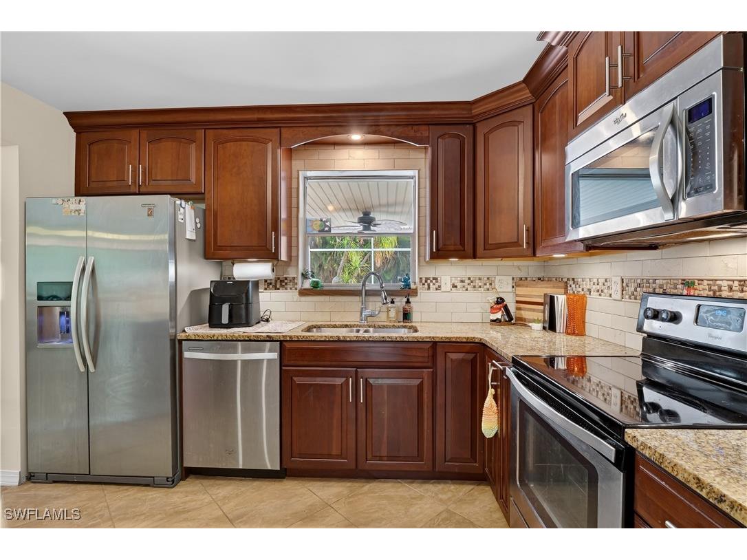 2741 Mcgregor Boulevard Fort Myers FL 33901 226000137 image10