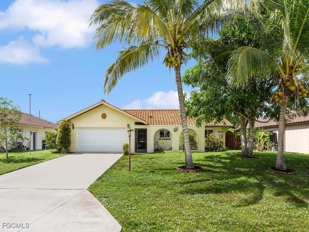 27423 Pollard Drive Bonita Springs FL 34135 2025003160 image1