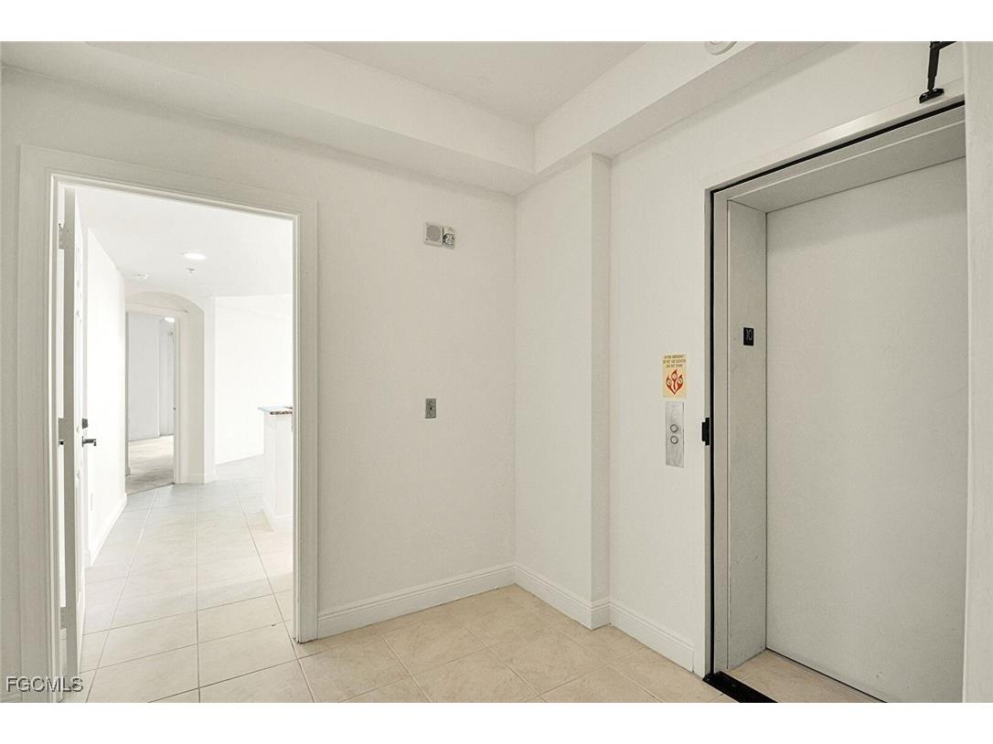 2743 1st Street #1006 Fort Myers FL 33916 2025017369 image18