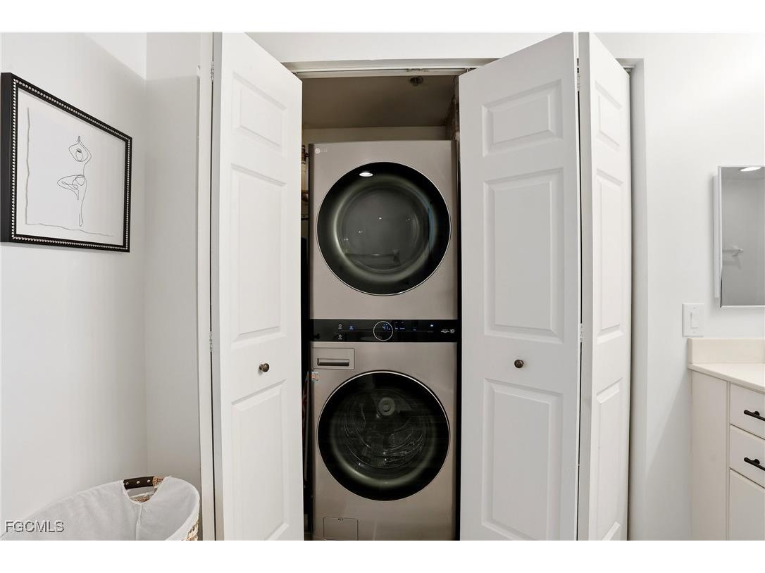 2743 1st Street #110 Fort Myers FL 33916 2025015095 image16