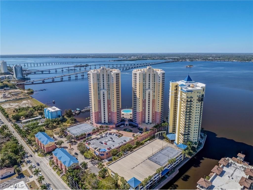 2743 1st Street #2102 Fort Myers FL 33916 2026008385 image1