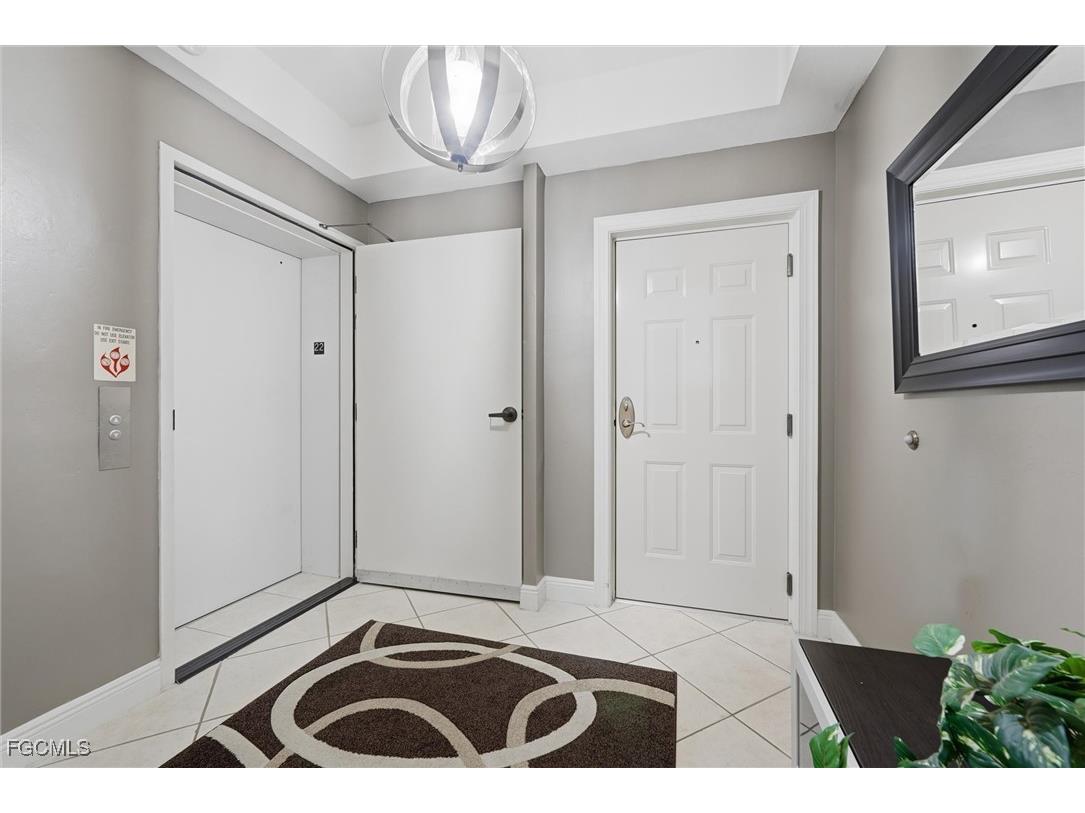 2743 1st Street #2203 Fort Myers FL 33916 2025014691 image1