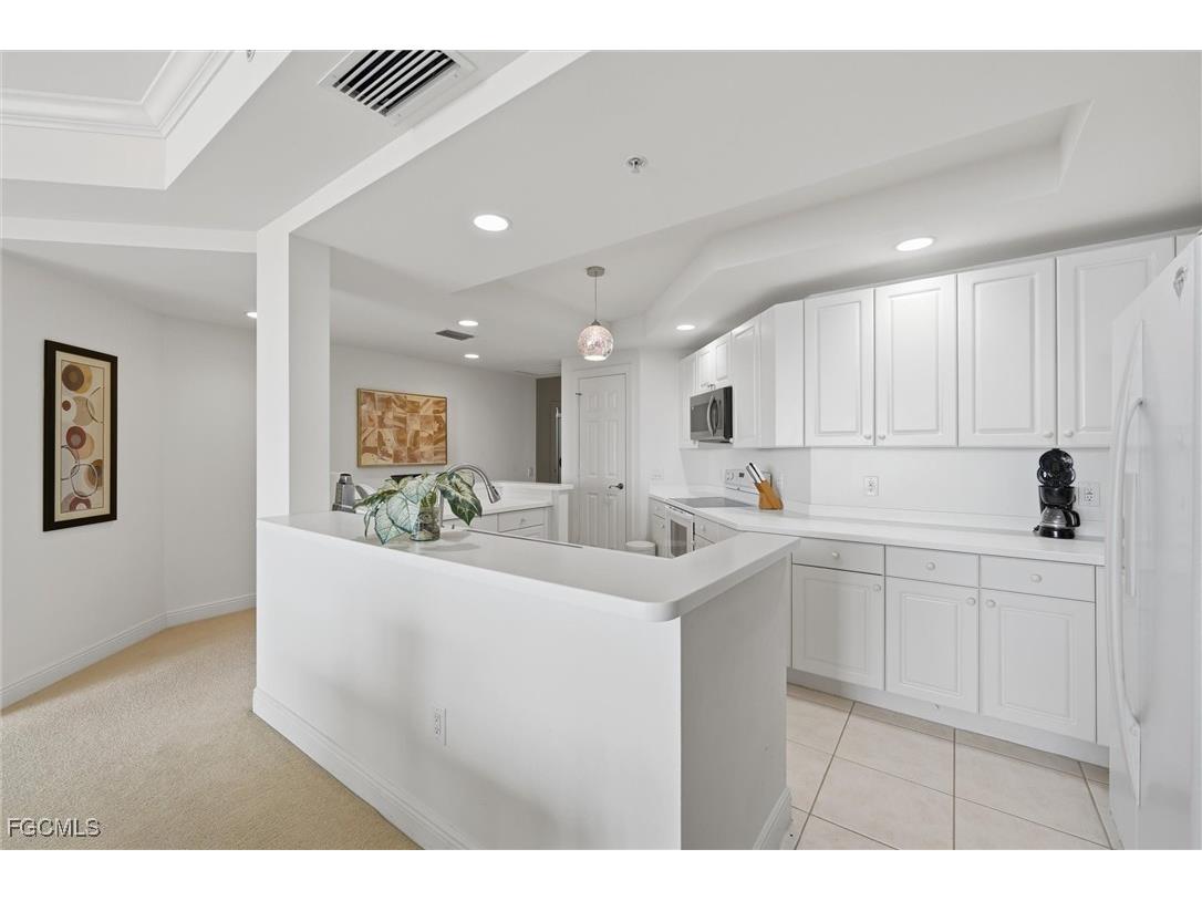2743 1st Street #2203 Fort Myers FL 33916 2025014691 image6