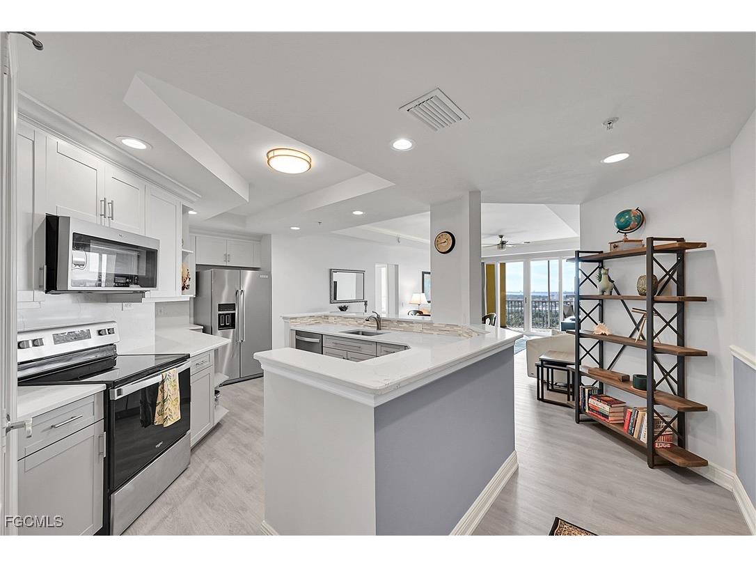 2743 1st Street #2303 Fort Myers FL 33916 2025020033 image9