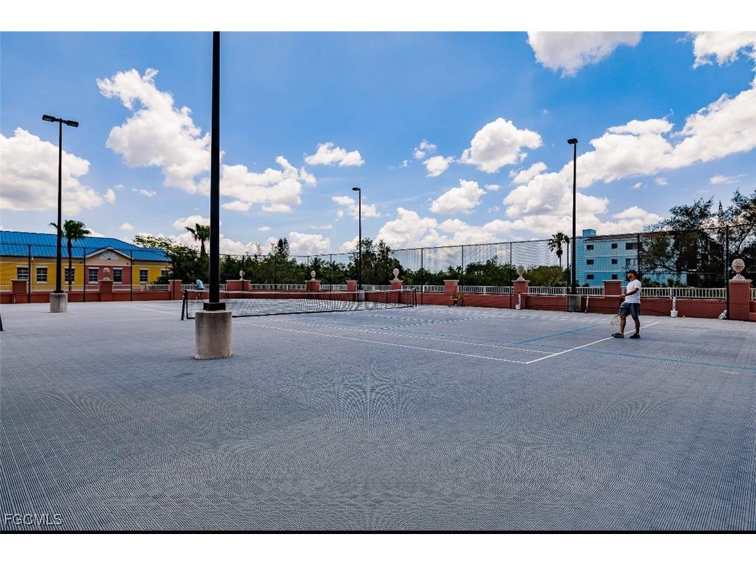 2743 1st Street #304 Fort Myers FL 33916 2025019895 image40