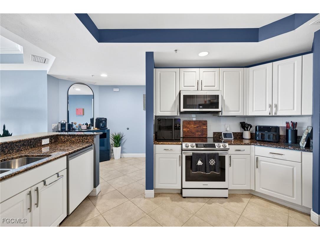 2743 1st Street #502 Fort Myers FL 33916 2026000863 image11