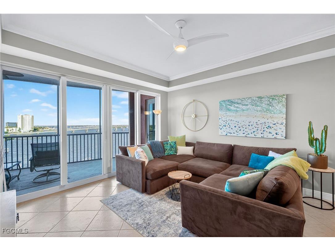 2743 1st Street #701 Fort Myers FL 33916 2025015798 image1