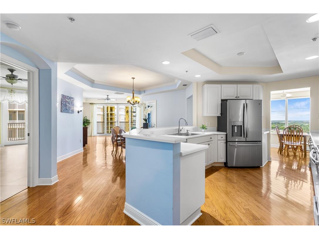 2743 First Street #1806 Fort Myers FL 33916 224053634 image1