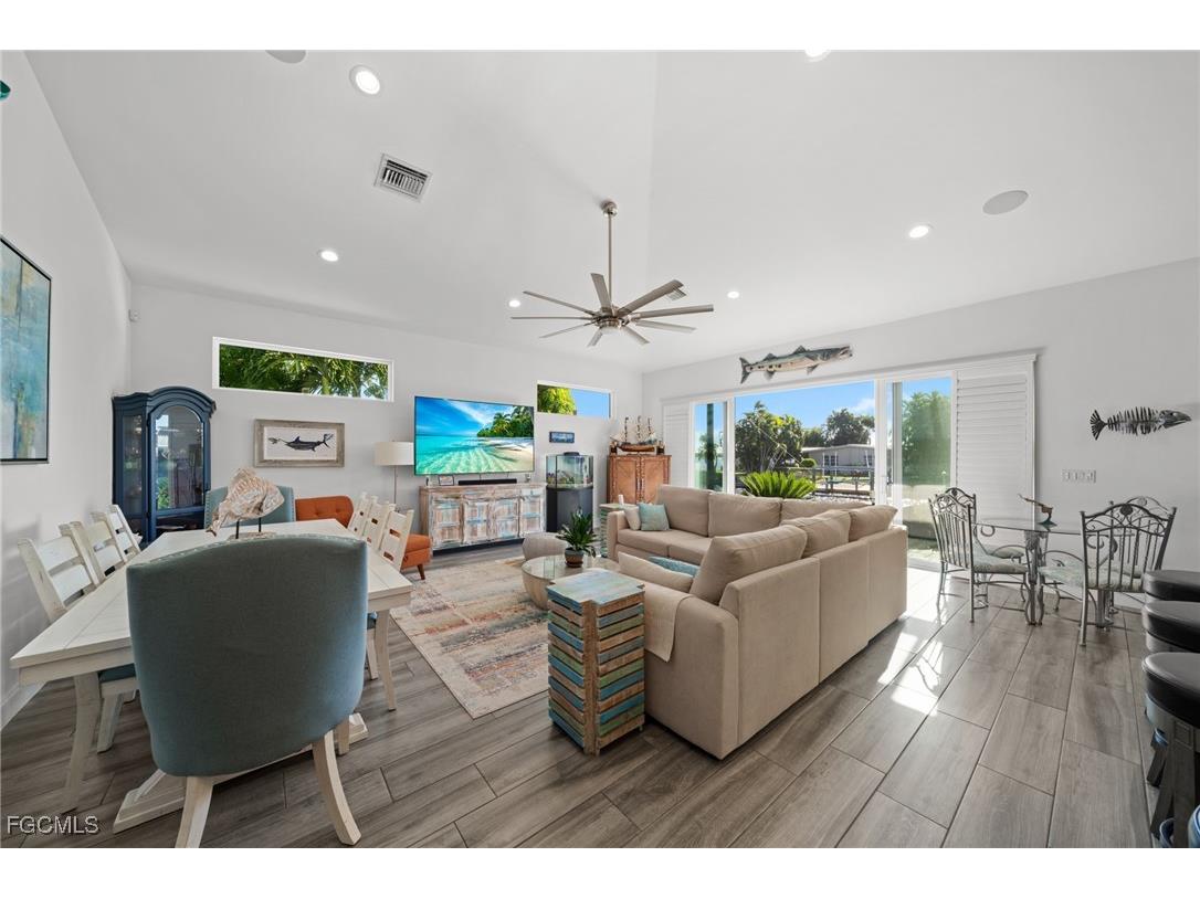 2743 Janet Street Matlacha FL 33993 2025014233 image5