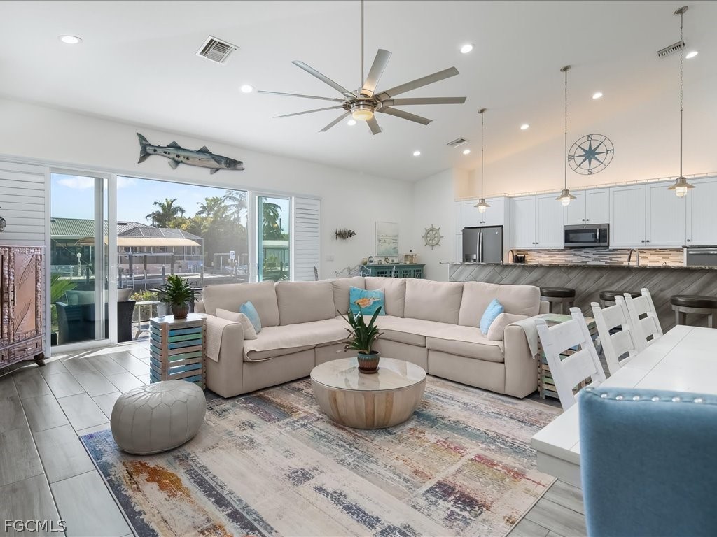 2743 Janet Street Matlacha FL 33993 2026006668 image6