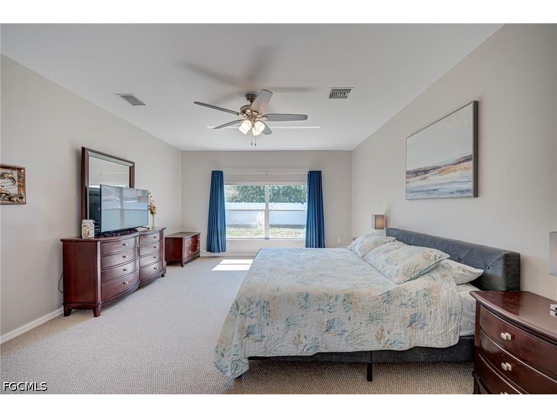 2743 Nature Pointe Loop Fort Myers FL 33905 2026025458 image15