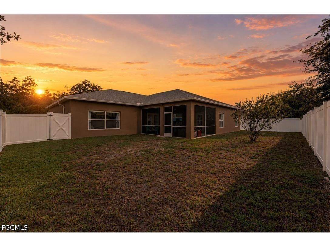 2743 Nature Pointe Loop Fort Myers FL 33905 2026025458 image28