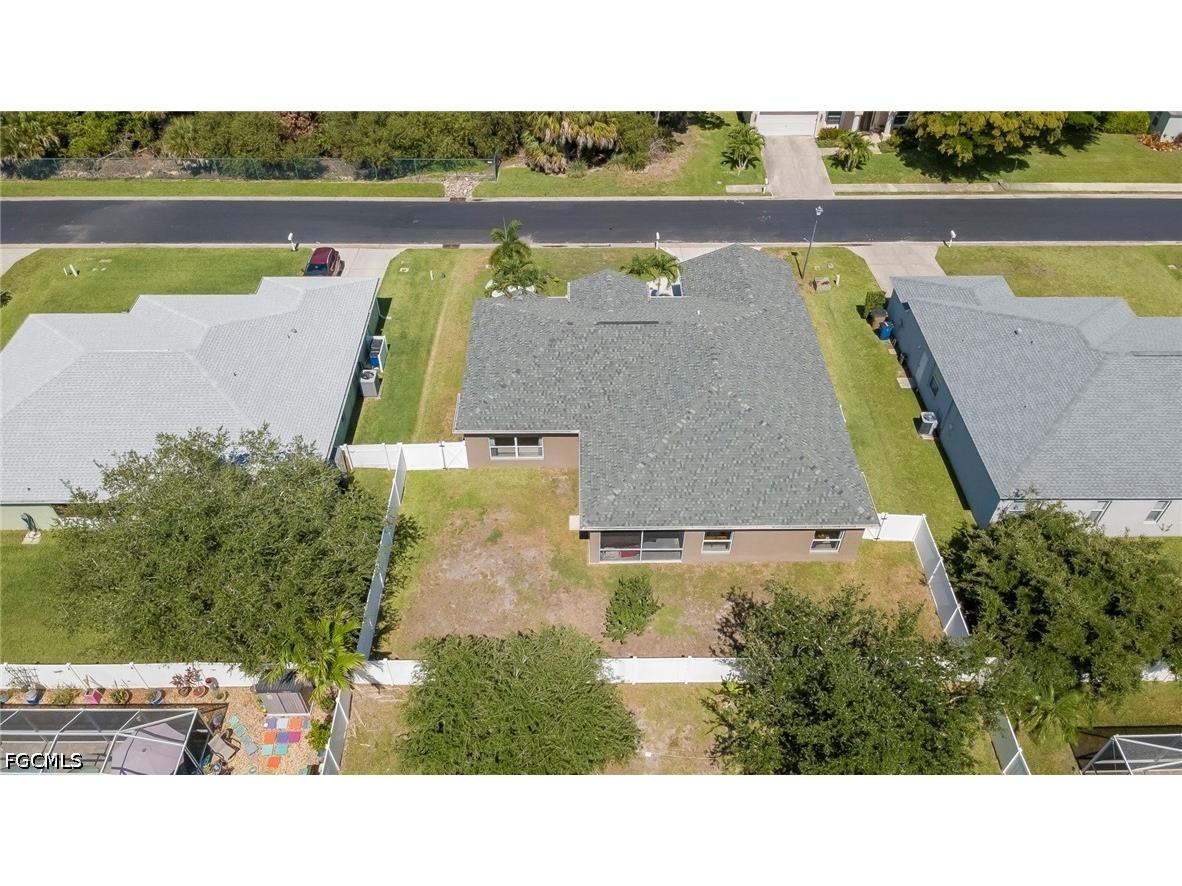 2743 Nature Pointe Loop Fort Myers FL 33905 2026025458 image29