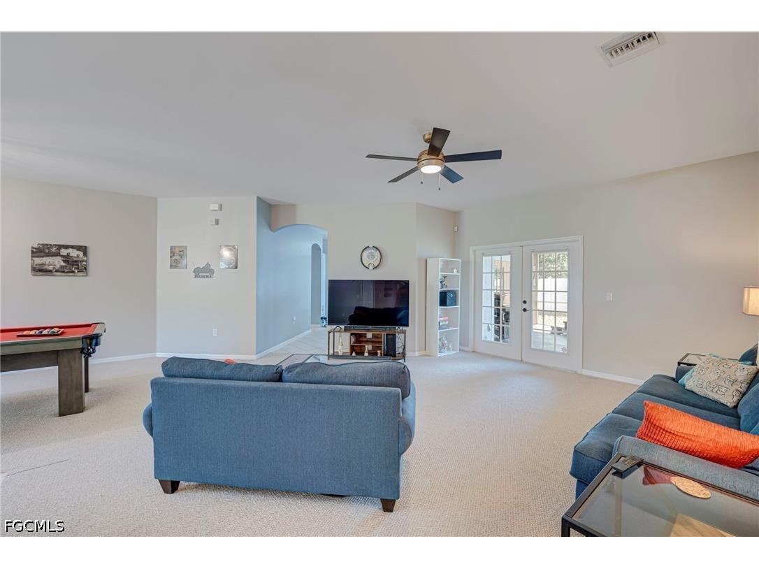 2743 Nature Pointe Loop Fort Myers FL 33905 2026025458 image5