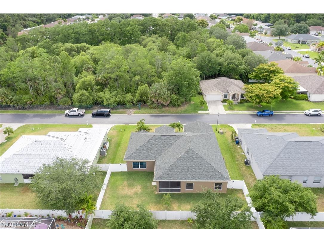 2743 Nature Pointe Loop Fort Myers FL 33905 224038925 image42