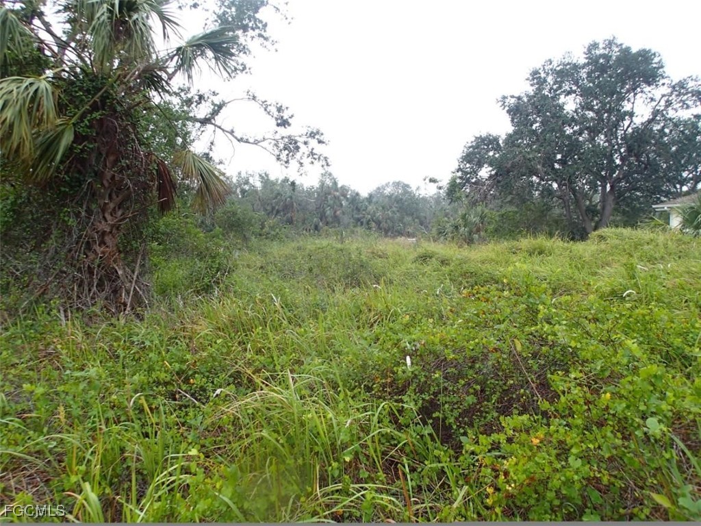 27433/27437 Neaptide Drive Punta Gorda FL 33983 2025009376 image3