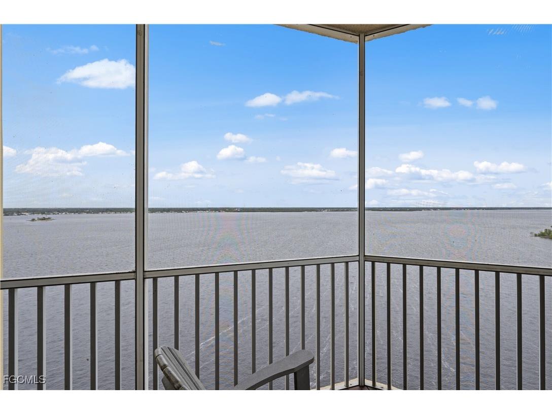 2745 1st Street #1306 Fort Myers FL 33916 2026001949 image1