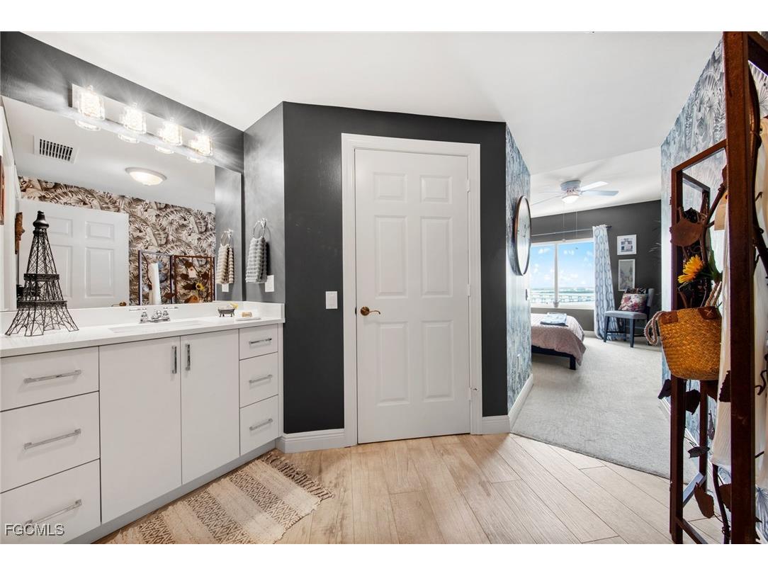 2745 1st Street #1602 Fort Myers FL 33916 2026001821 image25