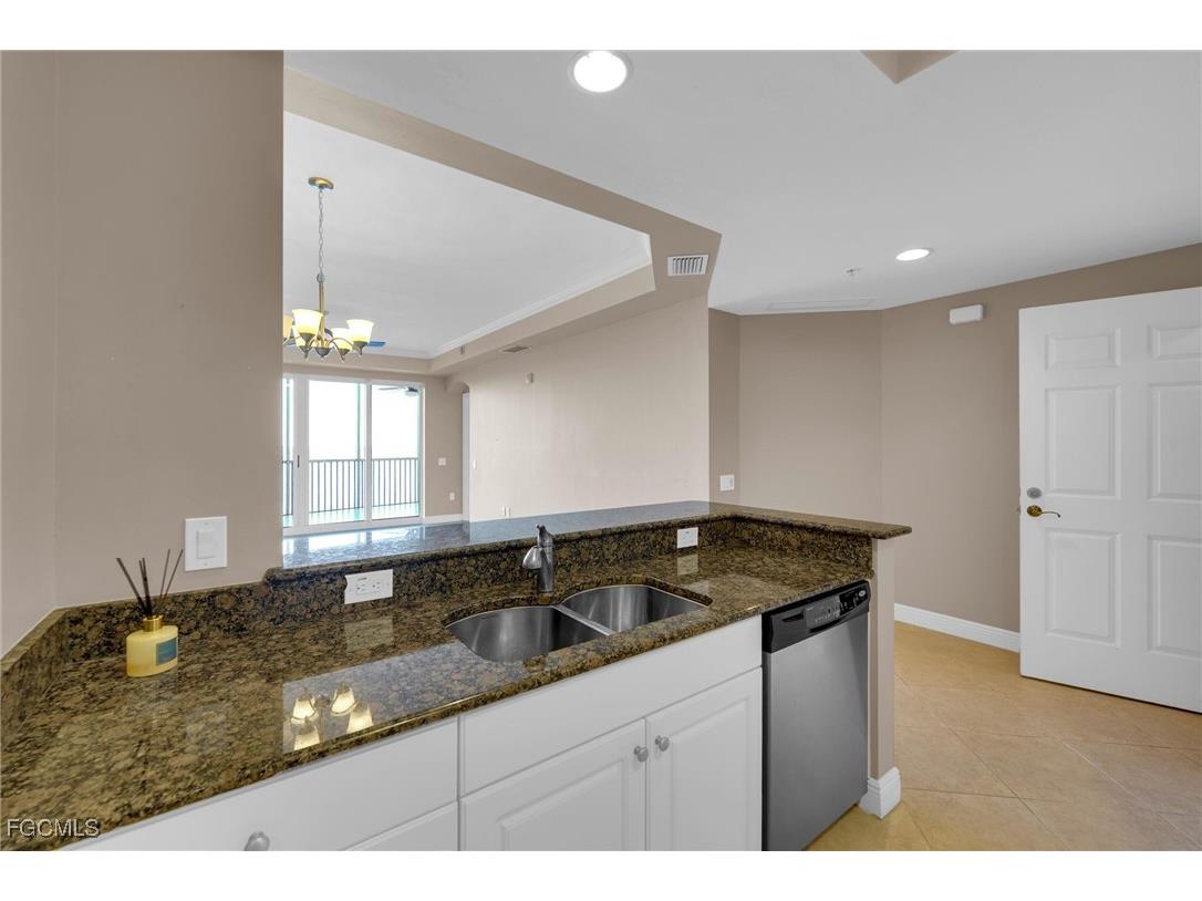 2745 1st Street #1802 Fort Myers FL 33916 2025018893 image4