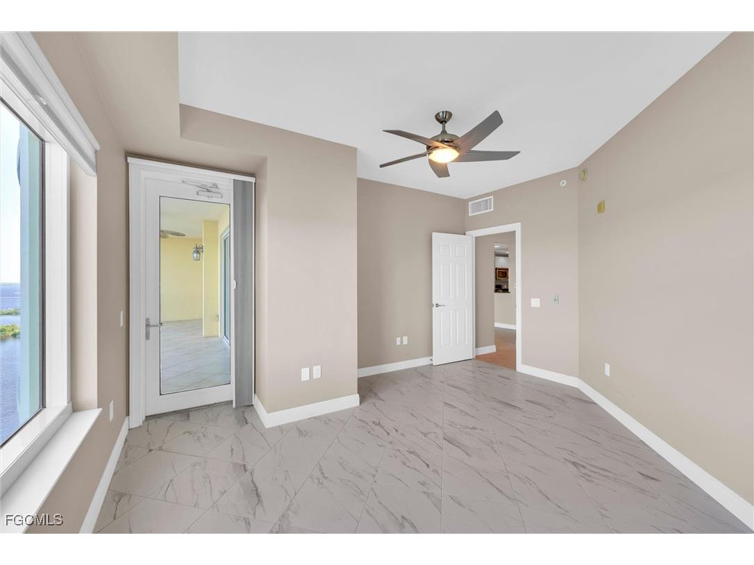 2745 1st Street #1802 Fort Myers FL 33916 2025022678 image14