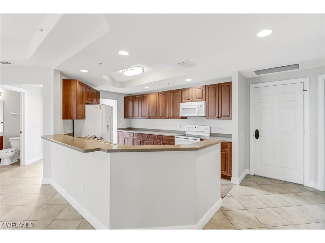 2745 1st Street #1806 Fort Myers FL 33916 223042521 image1