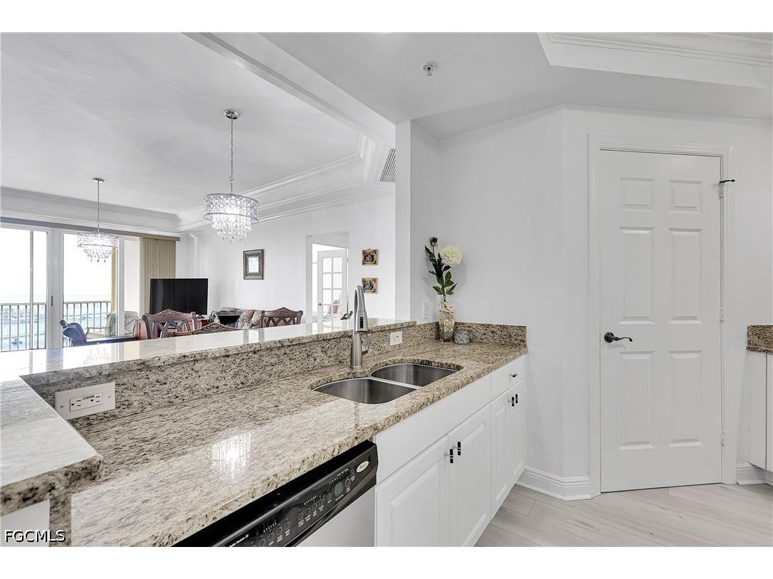 2745 1st Street #1901 Fort Myers FL 33916 2026021570 image8