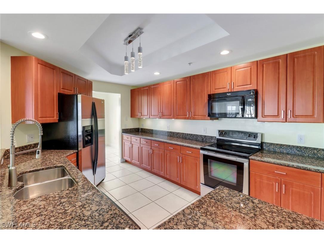 2745 1st Street #2106 Fort Myers FL 33916 224059039 image1