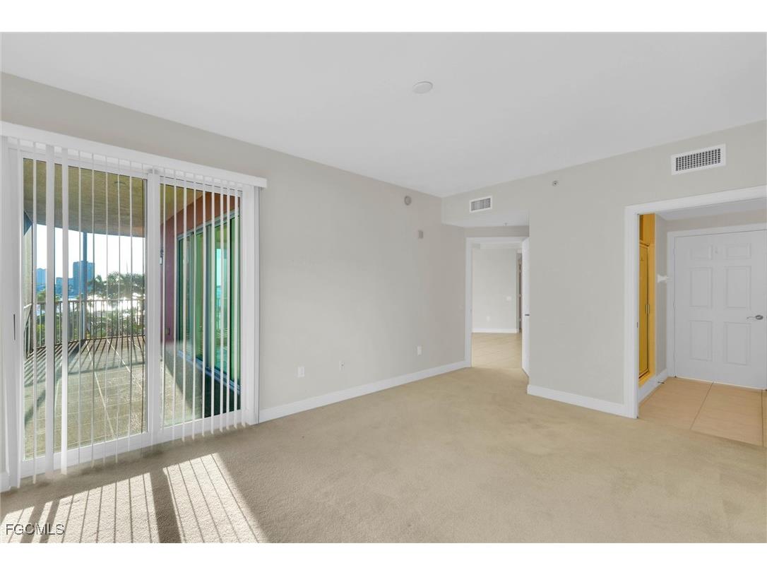 2745 1st Street #405 Fort Myers FL 33916 2025004248 image15