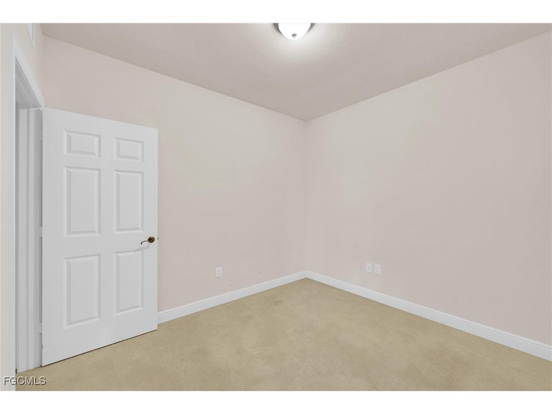 2745 1st Street #405 Fort Myers FL 33916 2025004248 image20