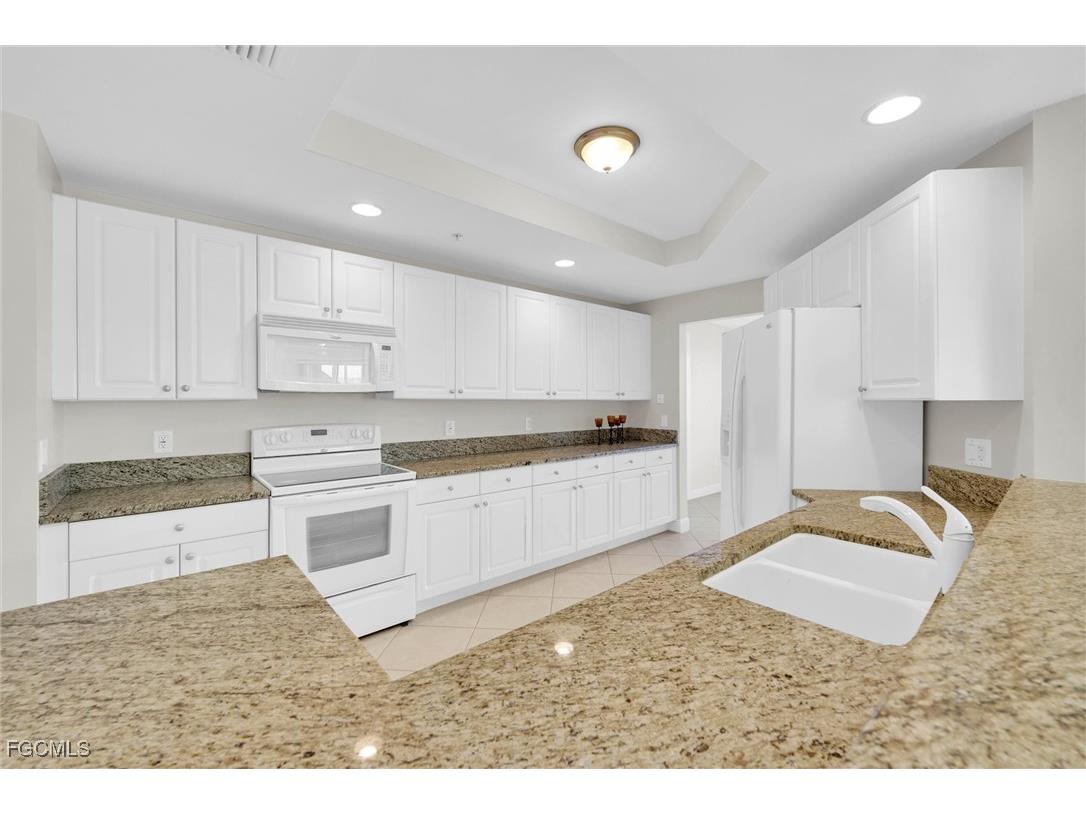 2745 1st Street #405 Fort Myers FL 33916 2025004248 image3